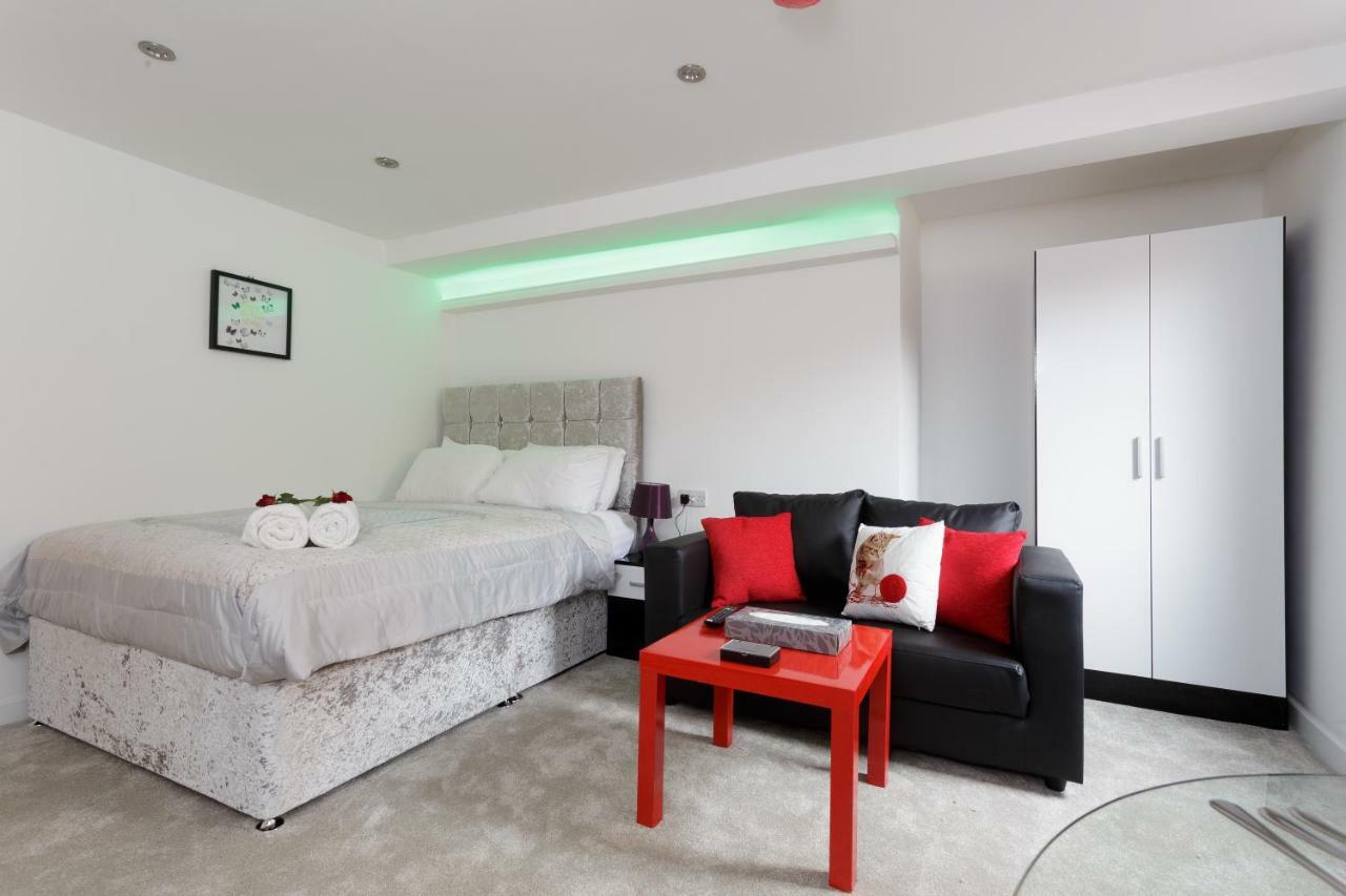 Clifton Bespoke Serviced Apartments Leeds  Oda fotoğraf